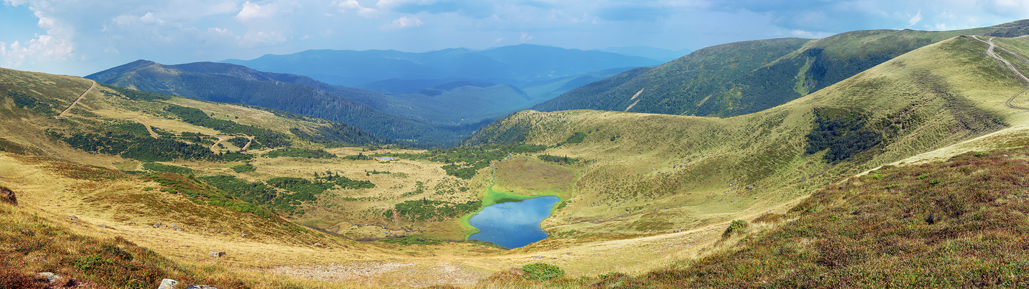 Панорама_долини_оз.Апшинець.jpg